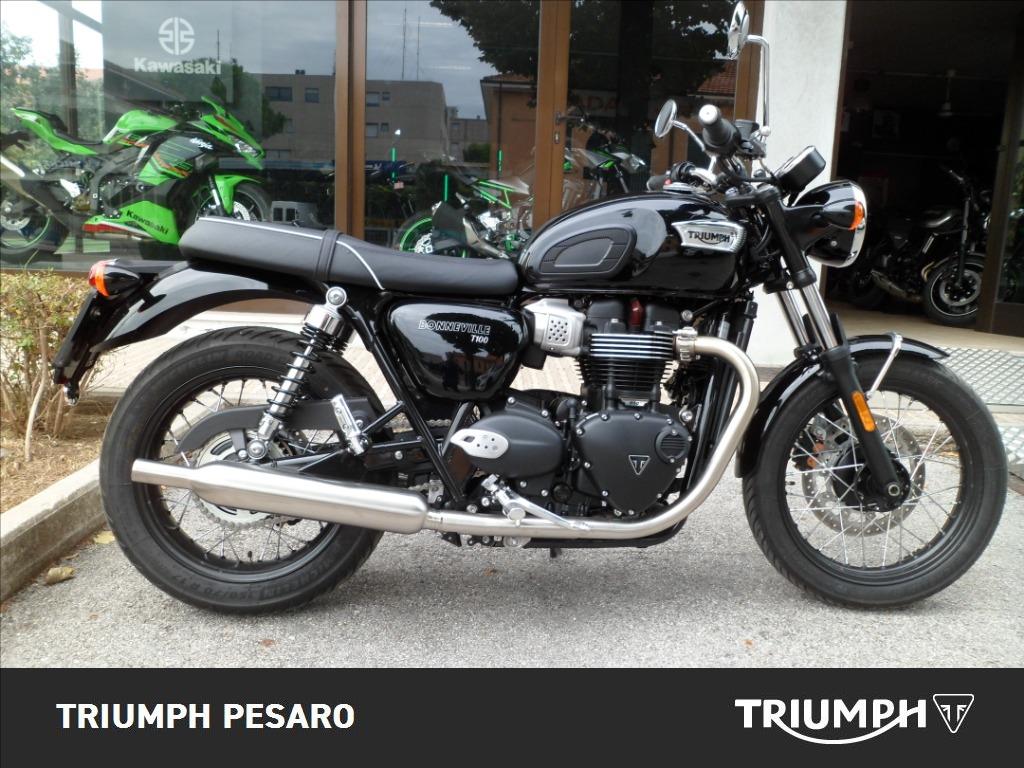 TRIUMPH Bonneville 900 T100 Black dep.A2